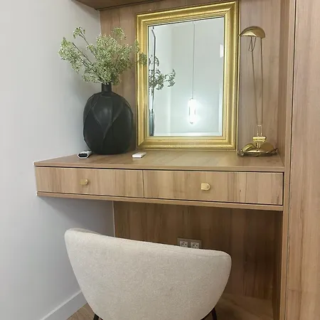Deak Square, Luxury Anker Palace דירה *