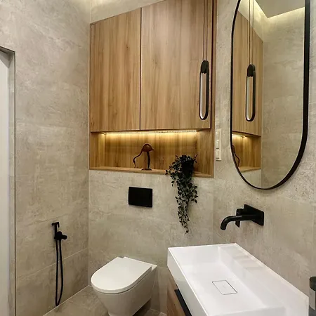 Deak Square, Luxury Anker Palace *